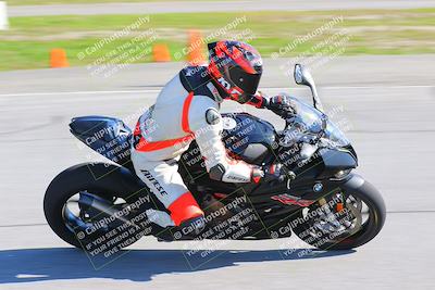 media/Jan-20-2023-Fastrack Riders (Fri) [[f2ad32aba3]]/Level 1/session 3 turn 9/